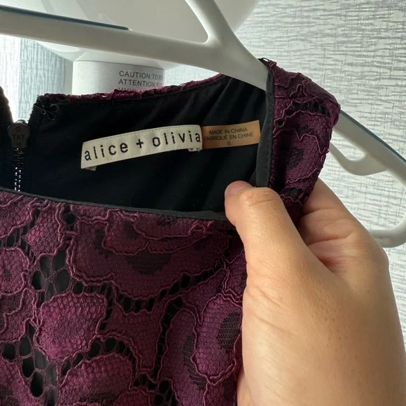 Alice Olivia Elegant Purple Lace Dress size 0